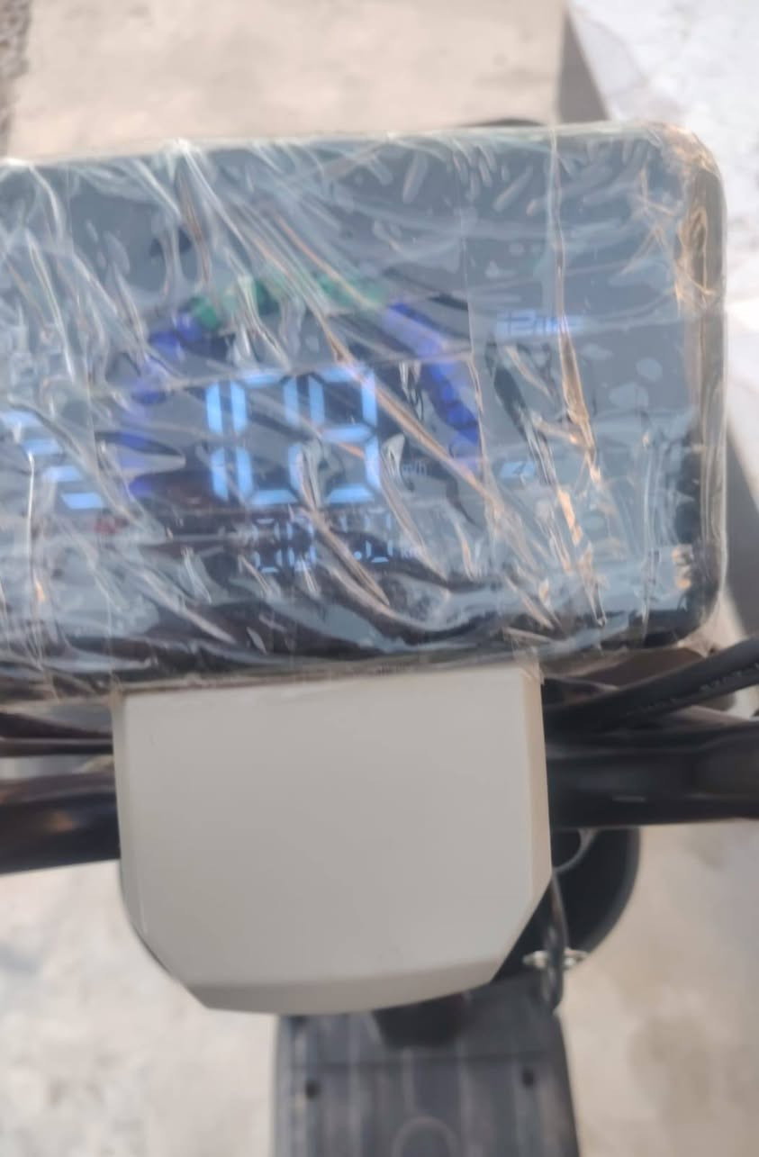 موطور شحن اللبيع ار 9 فول نضافه سرعته 109 وين ماا يعجبكك تروحح بي بطاريات 5. سعروو 330 الاتصال ‏‪***********‬‏
