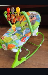 كرسي اطفال • جديد • مغلف نايلون