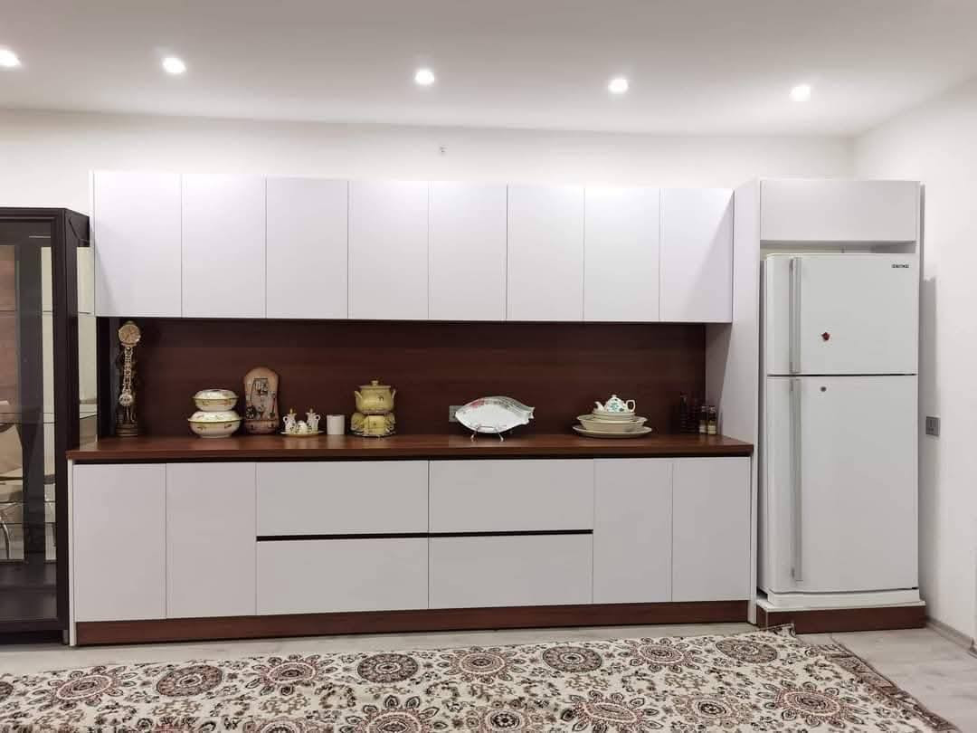 هه راج هه راج كه وانته ريكي 3مه تره مخسله كه شي مه ترو نيو به 550هه زاره ره نكوديزائين به خواستي كريار خويه تي بو زا نياري زياتر بيوه نديمان بيوه بكه ن *********** واتسئاب فايبه ريشي له سه ره گه ياند مان هه يه بو سه رجه م شاره كان ***********
