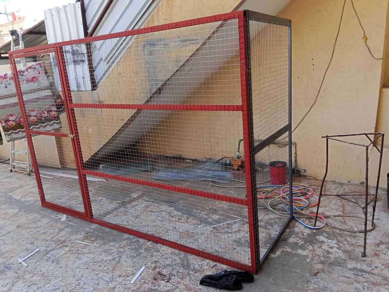 متاح برج قياس 3 متر والارتفاع 2 متر وعرض الصفحه 1 متر حديد جديد ثقيل *********** السعر 100
