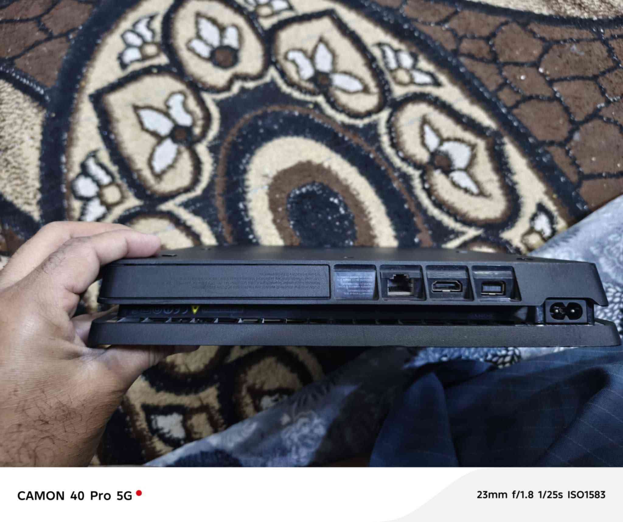 سوني فور اسلام نضام ٩ مهكر هارت ٥٠٠ جهاز نضيف مفتوف فقط من فوق التنشيف السعر 235 المكان الموصل***********
