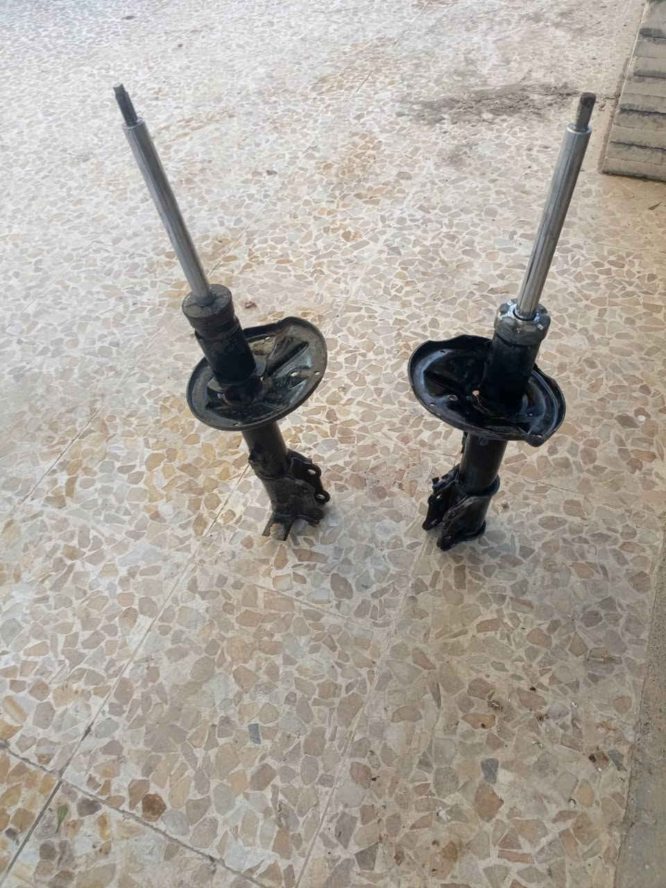 سلام وعليكم.. 
دبلات مال سي كي 
طغم كامل 
شرط اصلي مو تجاري.. 
سعر الزوج 25الف..
العنوان حي النتصار.. 

***********
