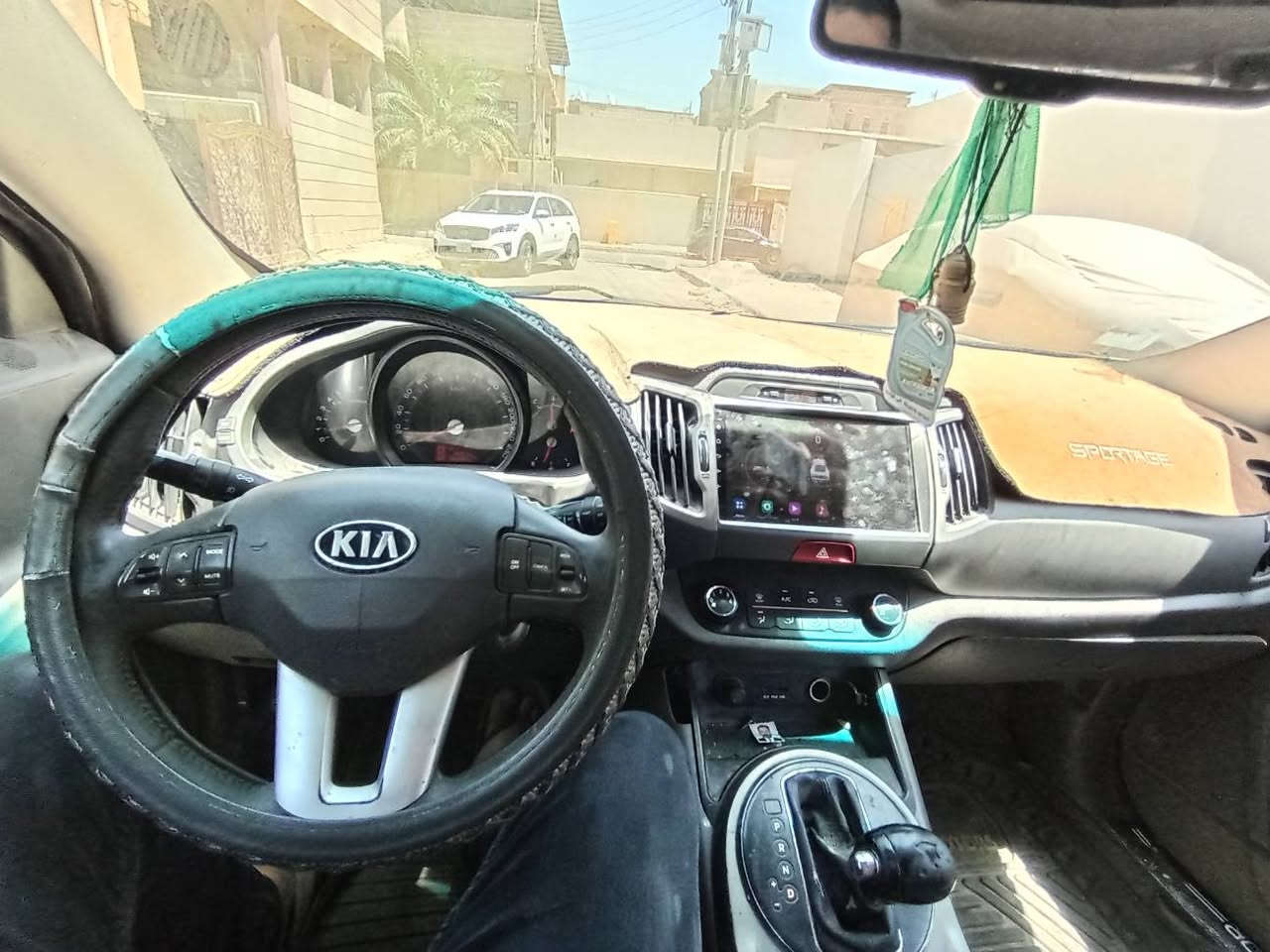 كيا سبورتج ٢٠١٢ فول مواصفات بانوراما 
السعر ٨٥ ورقة
  سياره جاهزه كير مكينه تبريد
بيها ٥ قطع صبغ أثر جفيه خفيفه جدا
*********** البصرة, العراق
