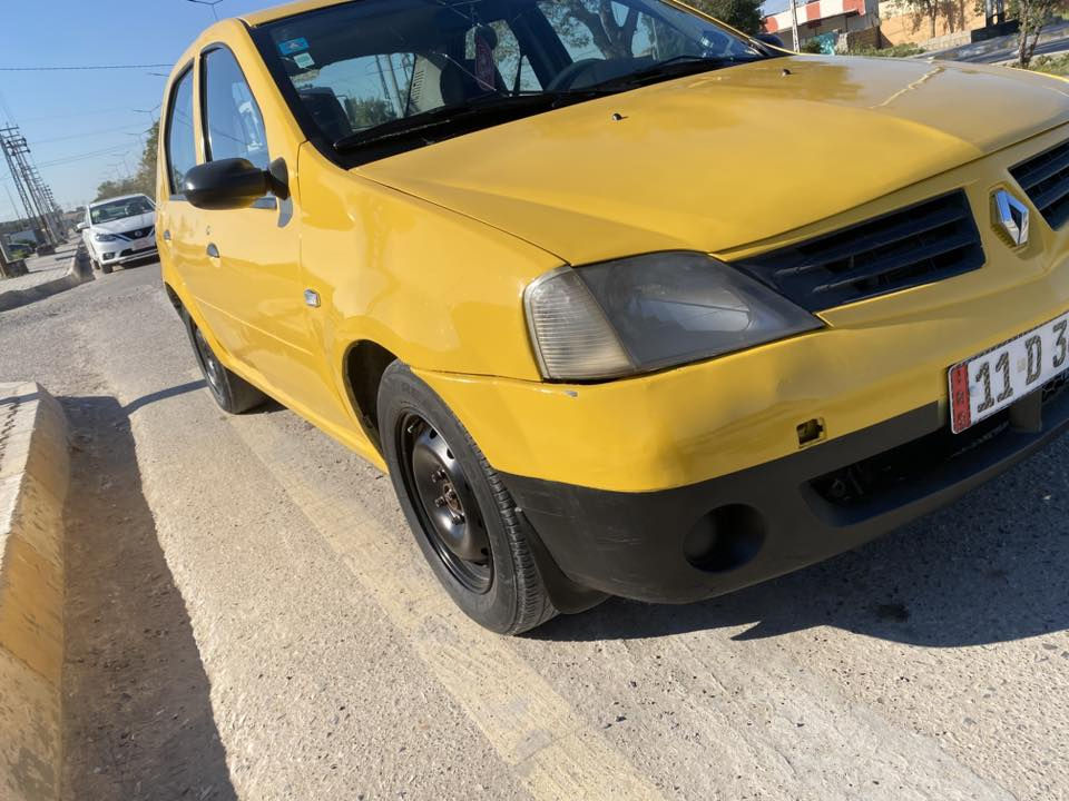 سلام عليكم 
للبيع رينو لوكان 2009رقم بغداد سنويه لل29هيئه غرمات كلهه مصفره سياره بسمي سياره حلوه وناعمه ماعيزهه شي كهربائيات كلهه شغاله تبريد اله جرش تدفئه 
قطره خياس مباقي بيهه كلهن كاصهن سياره صبغ عام لاضربه فقط طخطخات بسيطه وتعدلن ع البارد وعندي صور السياره قبل متنصبغ للتوثيق 
سعر 35بيهه مجال بسيط للاستفسار اكثر الاتصال ع الرقم 
***********
***********
مكاني ديالى جلولاء
