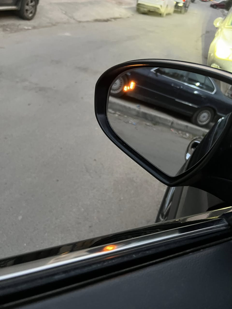 سلام عليكم 
البيع‼️
هونداي توسان المتدد 
موديل21
لون: أسود 
السياره فول للخير ماعده البنورما 
موصفات ⬇️
4كامرات 
نقاط عميه 
دمام خلفي بل صندوق 
ابل كاربلاي 
أندرويد اوتو 
صندوق كهرباء 
نضام تحديد مسار
بصمات أبواب عدد2
اشاير بل مري 
رادار جانبي +امامي 
امرايه وسطيه تعتيم 
السياره بعّد بيها مواصفات لمتدد معروف 
حجم المحرك:GDi2.4
قوتها بل حصان:181
🛑🛑🛑🛑🛑🛑🛑🛑🛑🛑🛑
السياره وارد أمريكا 🇺🇸 حادثه مرفق بل صور وهنانه بل عراق صاره بيها حادث بنفس الصفحه باب وحاملغ مبدل نفس لون
مكانها بغداد 
السعر:180قابل التفاوض 
رقمي:***********
