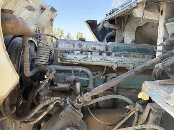 السلام عليكم للبيع سكانيه 112 تخم تاير رقم الماني سنويه مجدده لل 27 سياره جديده السعر 160$ وبيه مجال 
للاستفسار الاتصال ***********
