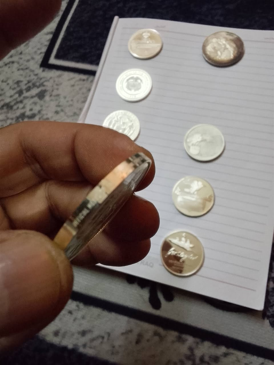 اونصات فضه استرلنك ٩٢٥ عدد ١٠ قطع ابيع كل ماابيع مفرد الوزن الكلي ٣١١ اغرام سعر الغرام ٣٧٥٠ الف عنواني بغداد البياع ***********
