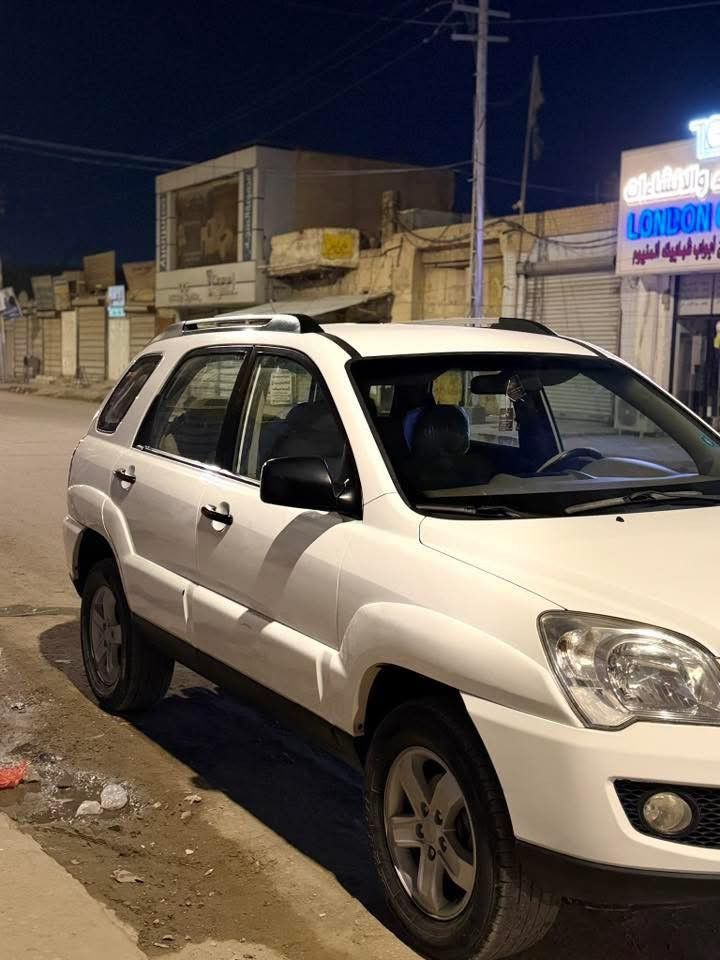 سبورتج 2009 ماشيه 180 الف شبر بارد بالجاملغ وشبر بارد بالبنيد مكانه بابل 
***********
