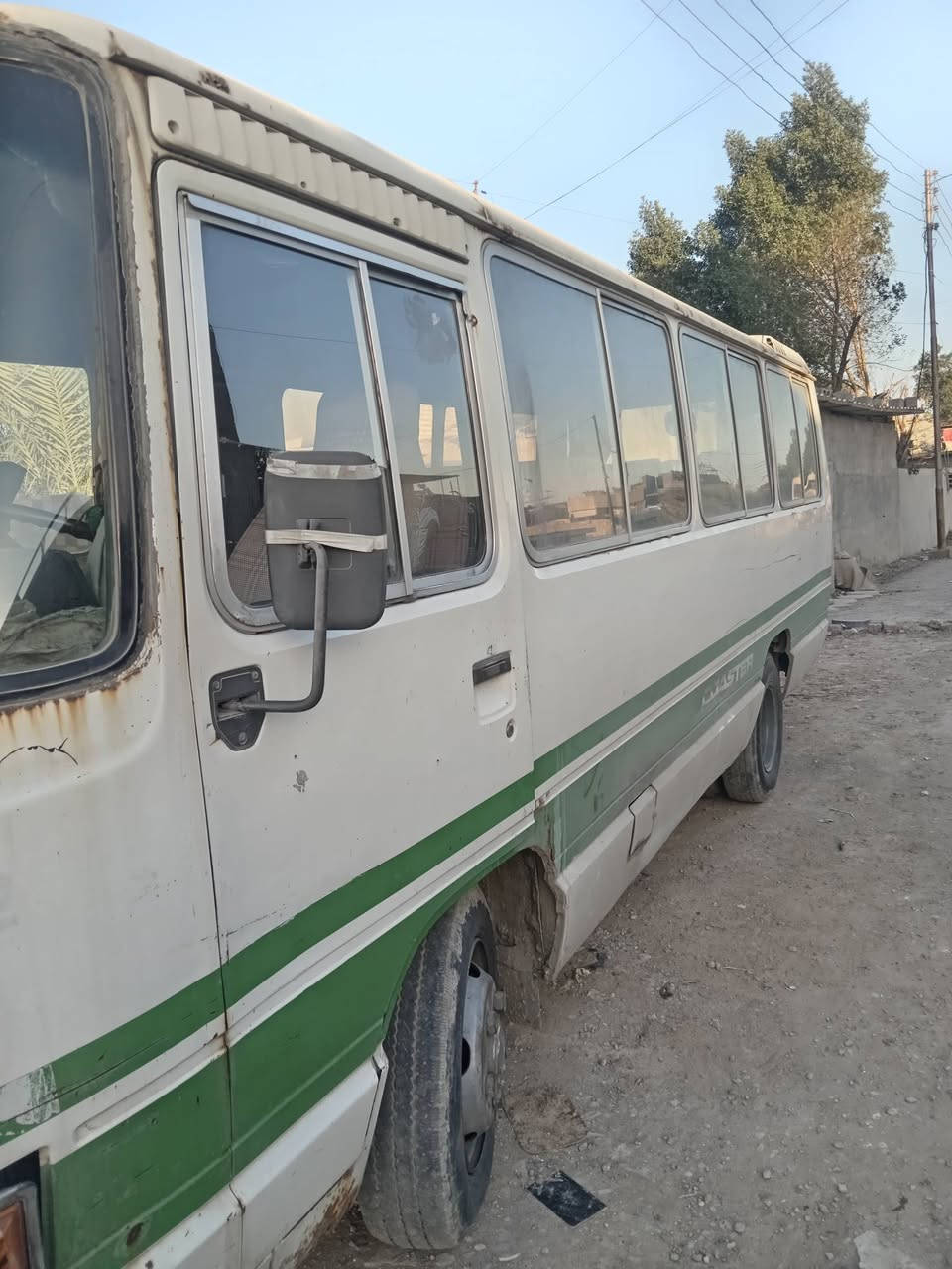 السلام عليكم كوستر للبيع موديل 83 *********** /***********
