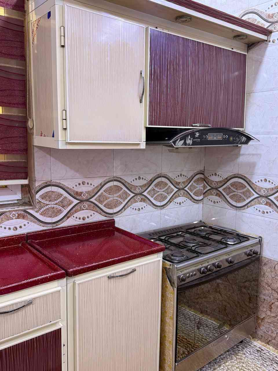 السلام عليكم كاونتر المنيوم للبيع ***********
