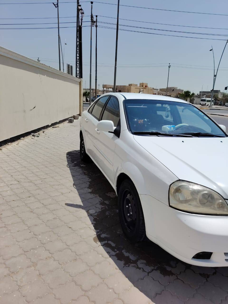 سلام عليكم اوبترا 2011 للبيع كفاله من الضربه بيها بس رشات صبق لا اكفل معجون ولا صبق السياره جاهزه من كلشي تبريد كهربايات كلها شقاله السياره بيها خيط تبخير بس السعر 65 وبيها مجال قليل (***********) للاتصال او وتساب
