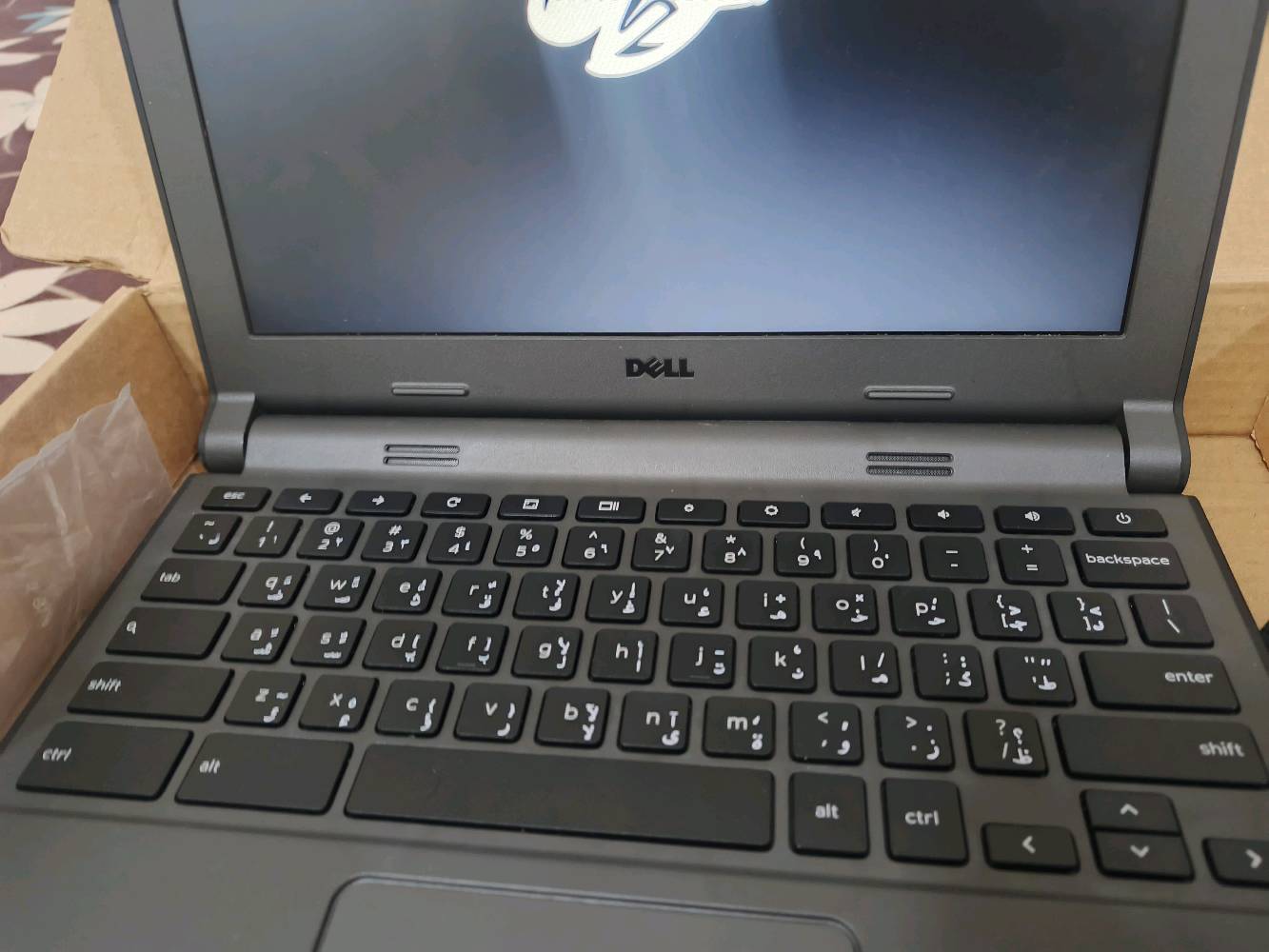 حاسبه DELL للبيع نضيفه استعمال قليل كلش مع شاحنه سعر الحاسبه 50الف قفل