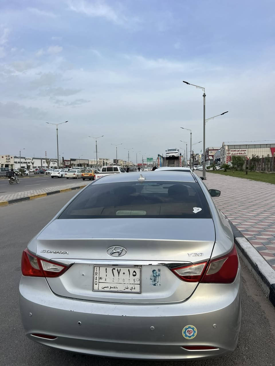سلام عليكم شباب سوناتا للبيع وارد أمريكي موديل 2012  مكينه 2400 حادث السياره كلش بسيط الجاملغ الخلفي شبر فقط رقم ذي قار راعيه بل بصره سياره كلش حلوه وجاهزه تبريد حداده مكان السياره البصره الهارثه رقم تلفوني ***********
