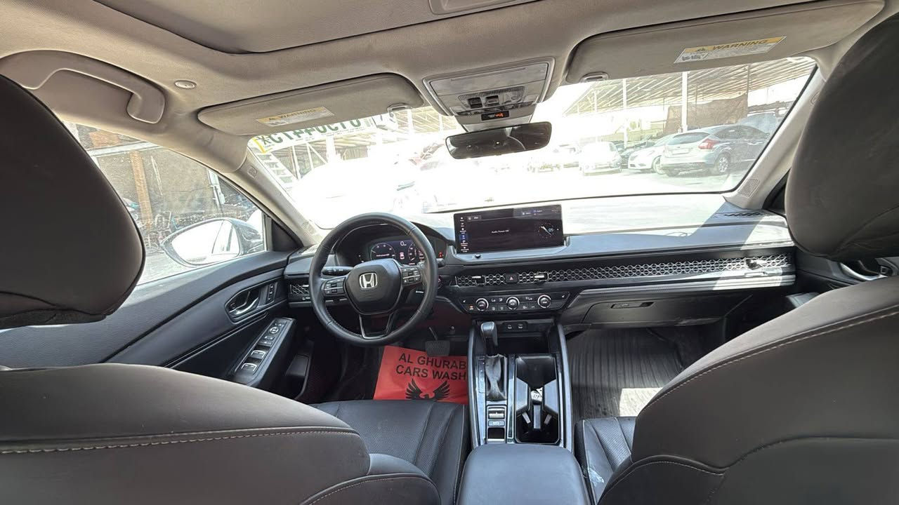 بسعر 18.500$ فقط
Honda Accord EXL HYBRID 2024
وارد أمريكي بجم كبس ✅
محرك 2.0L توربو 

مواصفات EXL فول :
• مقاعد جلد + كهرباء
•تدفئة للمقاعد الأمامية
• تبريد قطعتين
• تشغيل عن بعد
•فتحة سقف
•شاشة تدعم Apple CarPlay + Android Auto لاسلكي
•شاحن لاسلكي

🛡️أنظمة السلامة ومساعدة السائق 
•رادار أمامي 
• مثبت سرعة ذكي + محافظة ع المسار 
• فرملة طوارئ تلقائية
• نقاط عمياء 
• حساسات أمامية خلفية 
• كاميرا خلفية 

ماشية 18،000mi 

مكان السيارة دولة الإمارات ٫ نكدر نوصلها البصرة أو أربيل

تدخل كتاب شهداء

السعر 18٫500$ 

للإستفسار 
*********** إتصال أو واتساب
