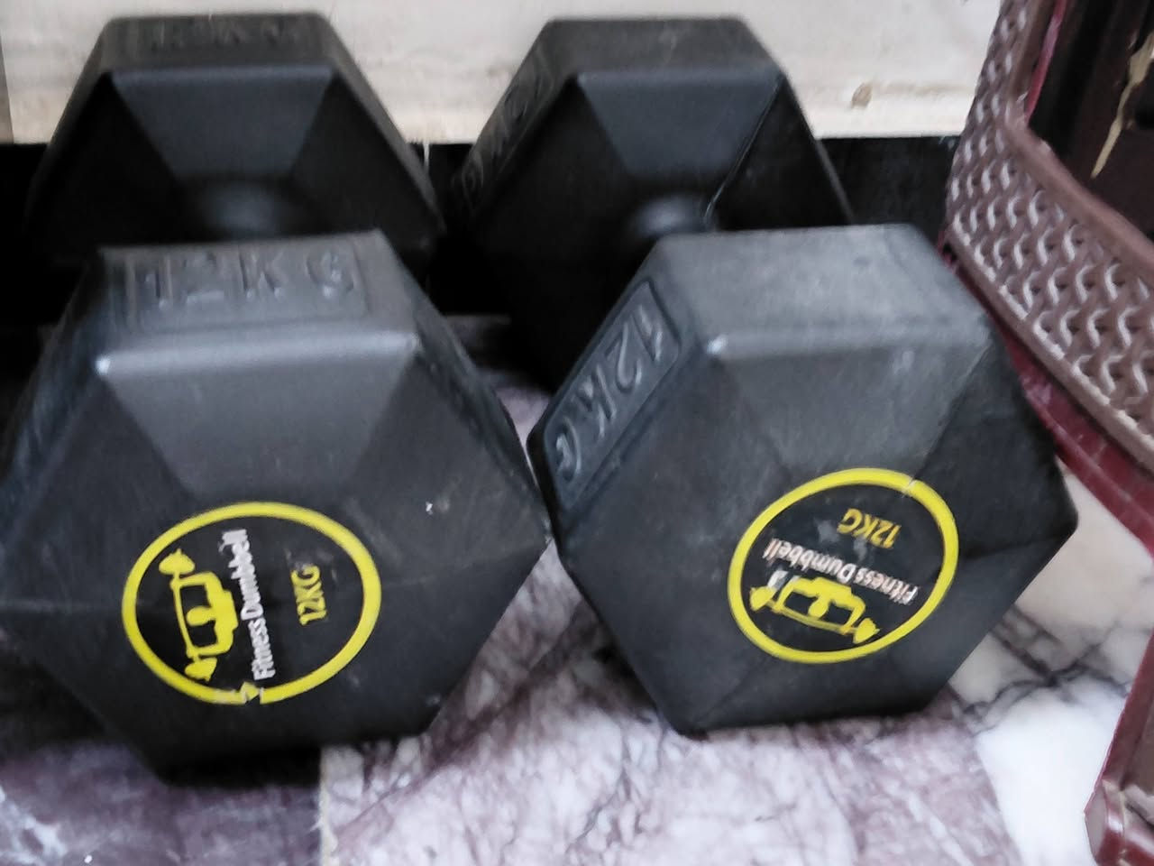 شاشة سياره 25
دمبلصات25
شاشه بلازمه عاطله حجم 32 بيها نت 50
مليكانه نسائي 30
رنگ لايت ب 25
جنط الوحده ب 10 جدد غير مستعملات
مكاني الكاظميه


**إذا كنت صاحب هذا الإعلان وتريد حذفه لأي سبب، رجاءا أرسل رسالة إلى الدعم الفني**