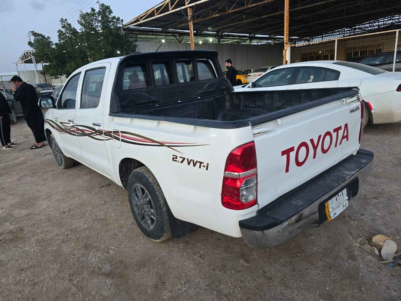 تويوتا فلاونزه 2013كير عادي رقم ذي قار تحويل مباشر مكفول من الضربه القويه والكلبه والكصه والصبغ  والعيب الشرعي جاهزه مكينه كير تبريد حداده تخم تاير سياره نضيفه مال جناي السعر 147بيه مجال بسيط مكاني ناصرية سوق الشيوخ ***********
