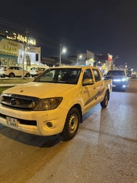 تويوتا بيك أب • ٢٠٠٨ • الرمادي