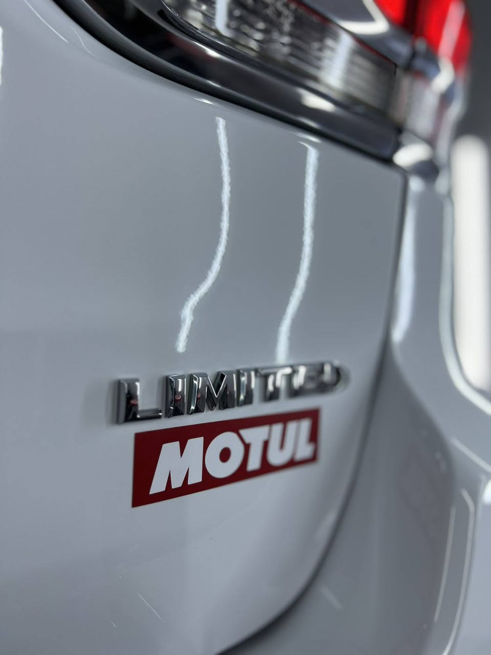 *********** جيب أمريكى كلين تايتل 2017 فول مواصفات ليميتدت ناو زه رد بيلادى دوو سويج بيلاد  مه كينه ى به شه رت نه كرايته وه سه نه وى نويه فه قه ت نيو ده رگاى بؤياخه فه قه ت نيو ده رگا به بئ ژورئ به شه رت ده فته ربه نزينيشى هه يه له كه ليتى سحرى 235 مجال هه موو شتى به شه رته أربيل, العراق
