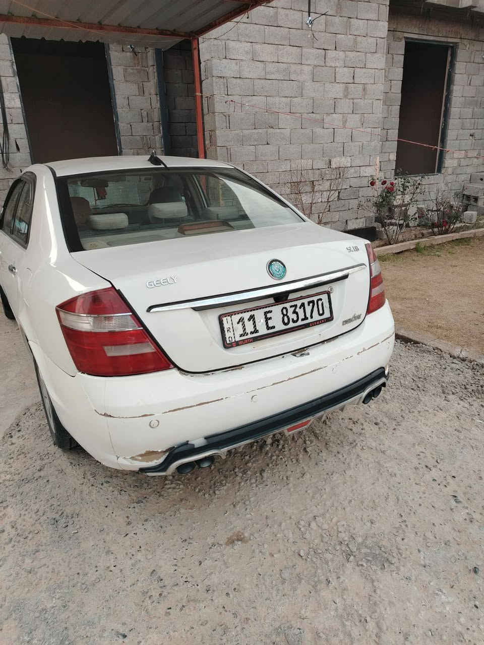 سلام عليكم جيلي موديل 2013 سياره نضيفه صبغ بلادي شركه. جاهزه اوتوماتيك محرك 1800 سياره كامره حساسات وب اسمي سعر 60وبيها مجال ***********.  محافظة الانبار الرمادي
