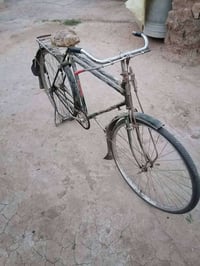 دراجة ٢٨ • تاير خلفي ناقص • مقابل معسكر المحاويل