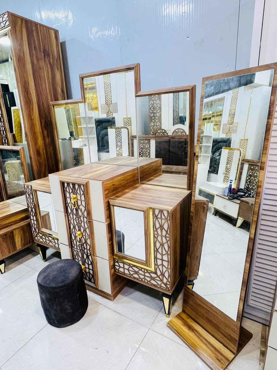 غرفة. تركي. نضام. ابواب. ثقيل.  مودرن. ٩قطع. لون مميز. كوالتي. عالي واصل. كول. مناطق بغداد


**إذا كنت صاحب هذا الإعلان وتريد حذفه لأي سبب، رجاءا أرسل رسالة إلى الدعم الفني**