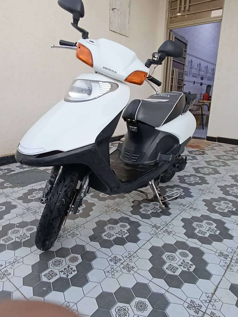 سبيسي ياباني للبيع دراجه عوزه استاند نص + واقيه مال صالنصه دراجه شغاله سلف هندر ومشيه خير من الله سعره 550 وبيه مجال ***********
