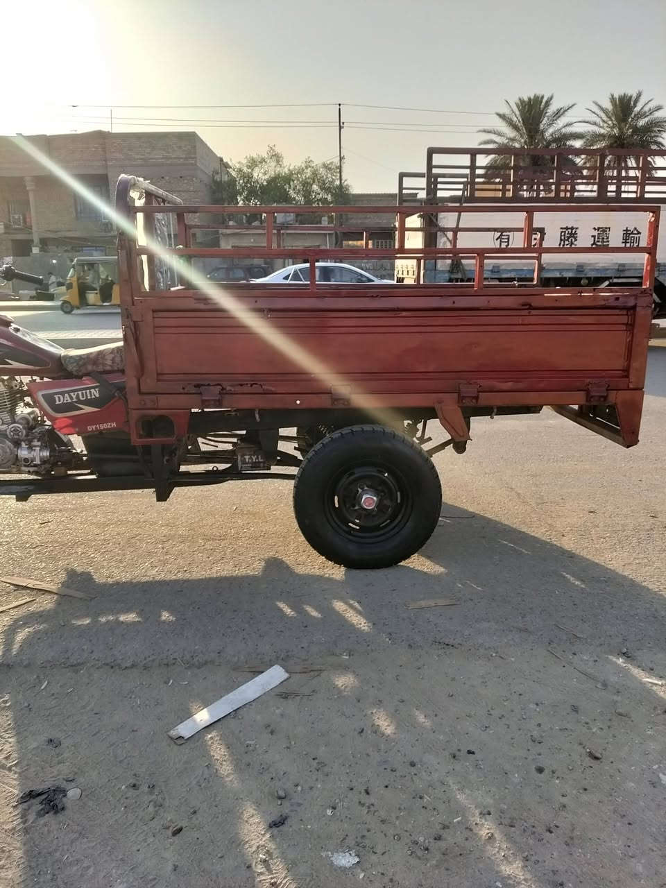 ستوته دايوان للبيع مكينه عشرين مال جمره شغاله سلف وهندر تخم تاير جوبلس شاصي نضيف لا طاك ولا ملحوم ركبه بلاديه السعر 800 مكاني بغداد مدينه الصدر رقم الهاتف ***********
