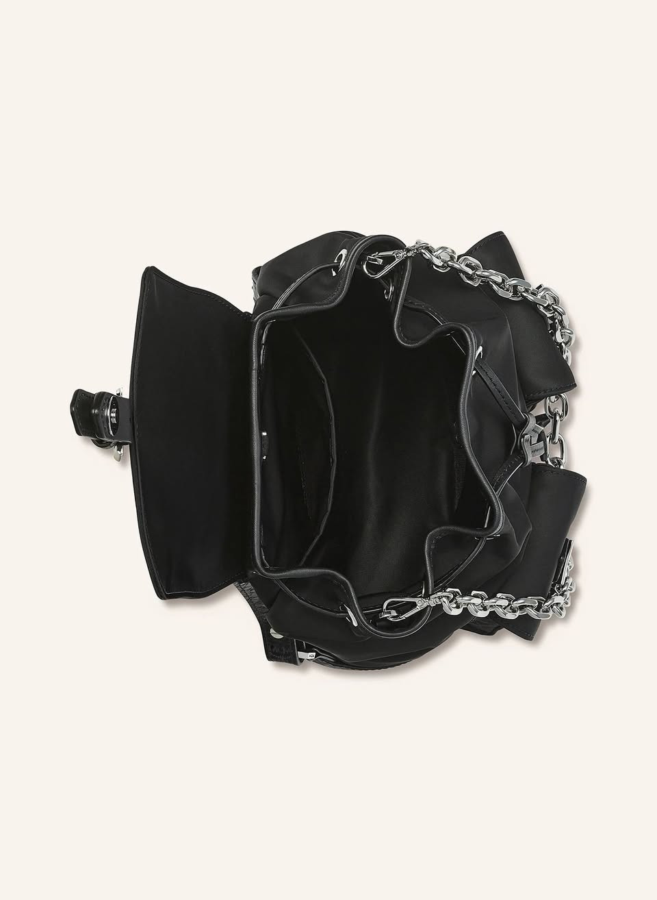 👜✨ وصل الموديل الجديد تصميم أنيق، مساحة عملية، ولون يركب على أغلب الملابس. 🚚 توصيل لجميع المحافظات 💰 سعر مناسب 📩 للحجز راسل الصفحة ستايل
#تسوق
#تسوق_اونلاين
#بغداد
#العراق
#توصيل_لكل_العراق


**إذا كنت صاحب هذا الإعلان وتريد حذفه لأي سبب، رجاءا أرسل رسالة إلى الدعم الفني**