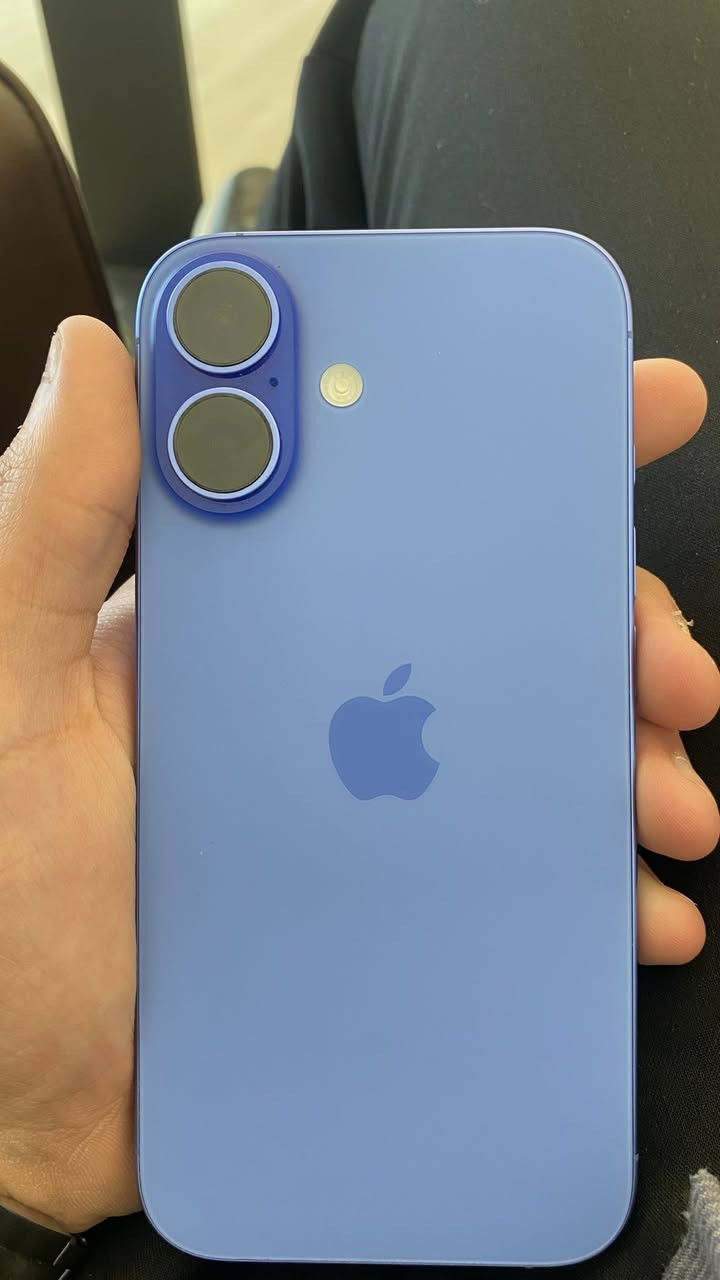 السلام عليكم ايفون 16 عادي ذاكرة 128 بطارية 91 سعر 860 الف وبيه مجال ***********
