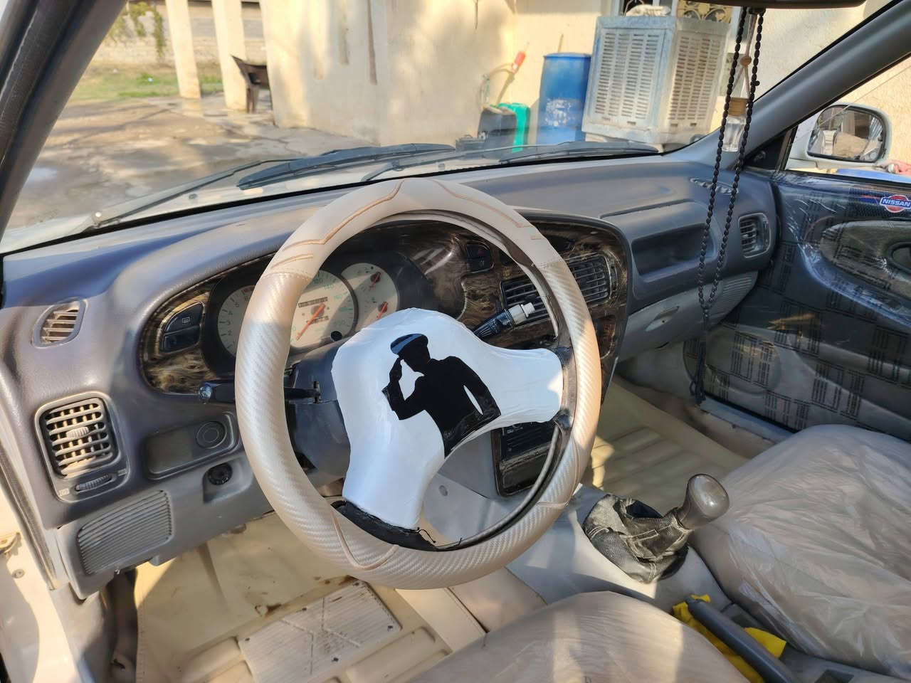 السلام عليكم للبيع براتون 2002 بغداد دولي كير ومحرك شرط صددر امامي خلفي تخم تايرالسعر 35 وبيه مجال للتصال عل رقم *********** مكان بلد ناحيه يثرب تحويل مباشر
