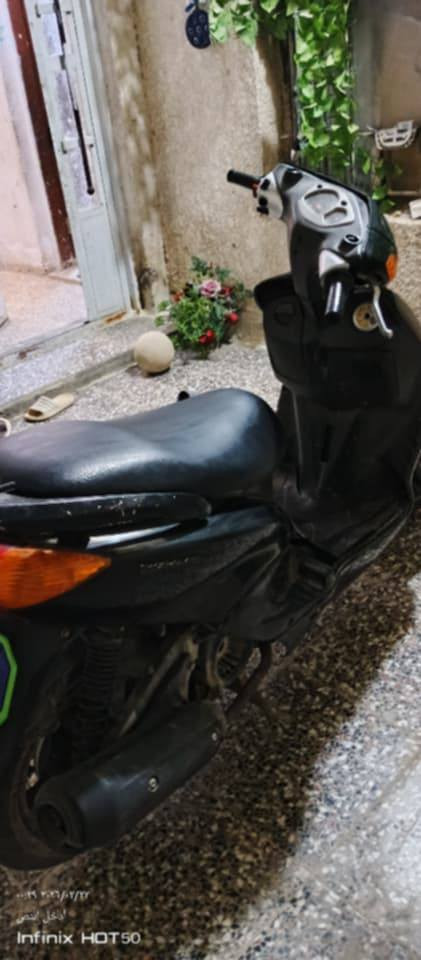 السلام عليكم دراجةسكنز  110ياباني نثية للبيع متواجد على الفيس وعلى رقمي***********
