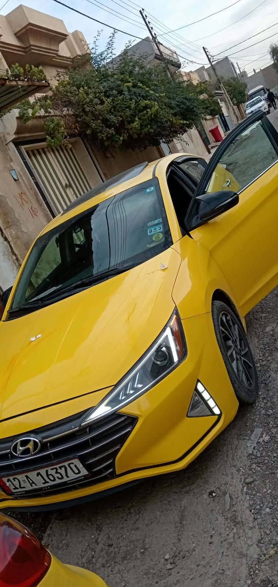 النترا 2020 لمتد لمتد
🌍المحرك والكير شرط
🌍رقم نينوى دولي هيئة وغرامات صفر باسمي سيارة
🌍ردار امامي 
🌍ردار جانبي 
🌍مثبت سرعة
🌍كشنات جلد 
🌍هيترات بالكشنات
🌍اشاير بالمرايات 
🌍ويل كب السيارة
🌍تخم تايرات تايلندي
🌍 يدات نيكل 
🌍بصمة بصمات ابواب
🌍 زنول عالي وناصي
السعر اتصل 
،***********
