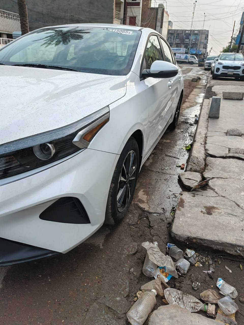 فورتي مديل ٢٤
رقم بغداد
ماشية ١٨ الف مايل
بدون ارباك 
حادثها قبق جنطة وبنيد مبدلات
بيها تعديل بسيط على بارد بداية حوض الاسبير ( الجنطة )
سيارة مواصفات عادية ( سويج مو بصمة )
***********
السعر اتصل وبخدمتك
