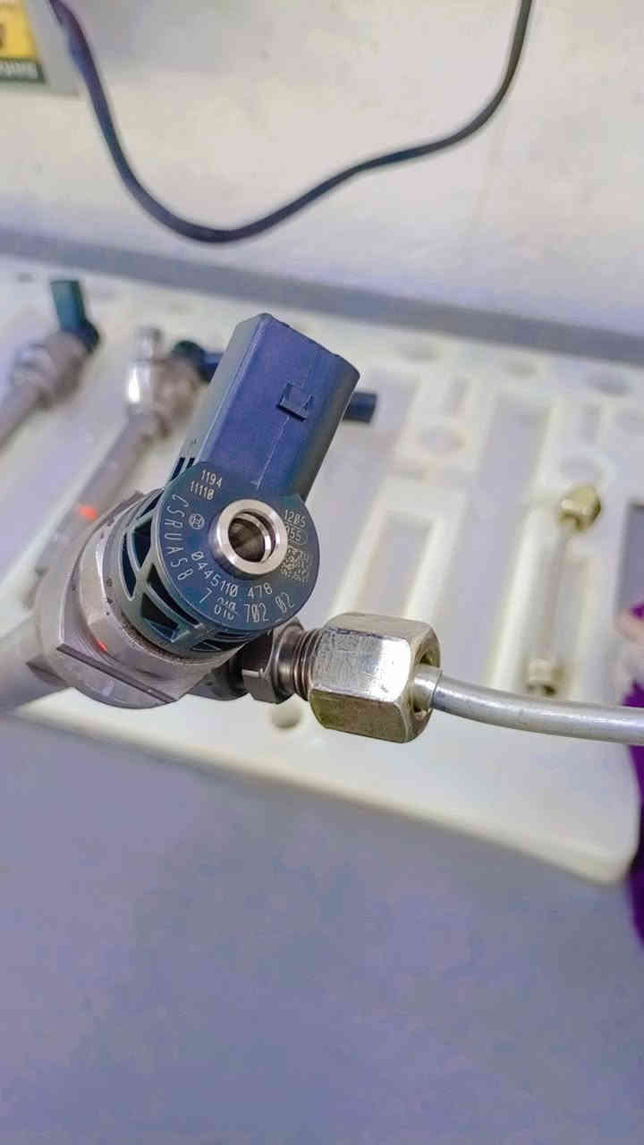 متوفر طخم انجكتر للبيع 
خدمات حسين للديزل كافة انواع الانجكترات الكهربائي والبمات وطواحين اي استفسار مراسلة الصفحه او الاتصال على الارقام التالية 
***********
***********يتوفر واتساب
