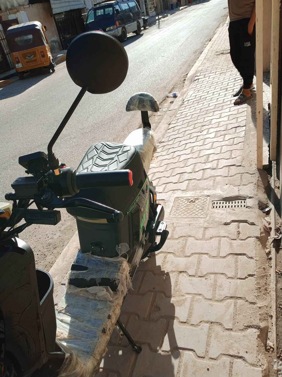 للبيع دراجه شحن ار 9 سرعه 109 اسرع شي ملف مكفول والبطاريات مكفول 18 حجم مكفول من كلشي موديل 2025 لون اسود لماعي برغي ما مفتوحه بيهة مكفولة من الفتح وكلشي بدون شخط فول مواصفات انتو اعرف للمواصفات والسماعات بلوتوث اللاسلكيه شحن مكان ديالى بعقوبة تحرير سعر 400 قفل لا اتراسلني جوه هاذا السعر رقمي معلق بي بس واساب ***********
