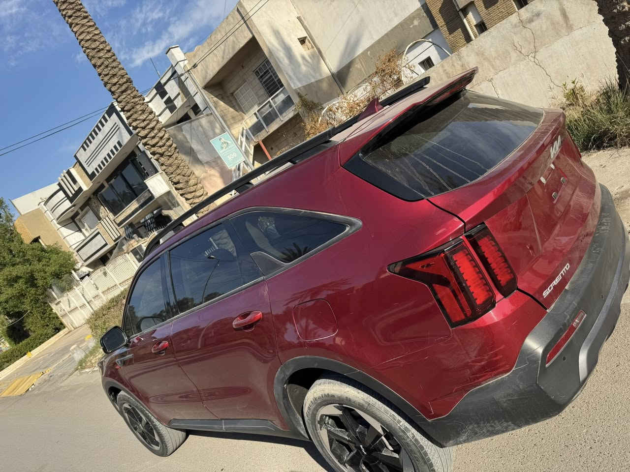 سورنتو مديل 2024 فول مواصفات للاخير بدون رقم جاهزه بيها 3 قطع صبغ مكانها بغداد السعر 179 وبيه مجال للاستفسار ***********
