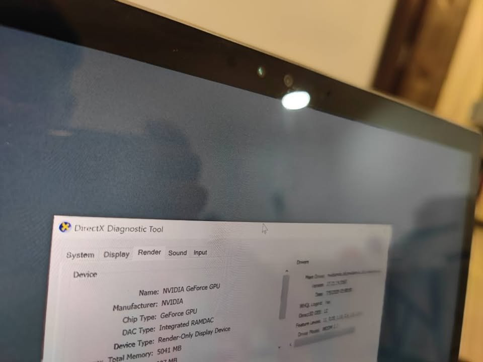 لابتوب للألعاب والدراسة
السلام عليكم شباب
لابتوب من Microsoft Surface Pro مع كرت Nvidia !! 
الجهاز نضيف كلش بدون اي اعطال لو ملاحظات
ويجي بالمواصفات التاليه اكيد 
شاشه بحجم 13inch بدقه ال 4k نوع خامه Led الوان نقيه جدا تدعم اللمس اكيد
معالج ياتي من شركه انتل Core i5-6Th Gen يعني الجيل السادس
كرتين شاشه الاول مدمج مع المعالج Intel UHD520 
والثاني من Nvidia geforce بحجم كلي 5GB 
هارد 256ssd مع منفذ SD كارد اكيد
رامات 8GB 
الشحن يطول قرابه 5 ساعات عمل علما التابلت يحوي بطاريه وكذالك الكيبورد القابل للفصل
يحوي بطاريه ايضا
صوت ستيريو دبل محيطي surrounded 
قلم من مايكروسوفت اصلي 
بصمه وجه فتح وقفل التابلت نضام الحماية 
قادر التابلت على تشغيل برامج صناعه المحتوى Adobe و برامج الالستوريتور وبعض برامج الهندسية بكفائة 
وكذالك بعض الكيمنك 
السعر 400 الف


**إذا كنت صاحب هذا الإعلان وتريد حذفه لأي سبب، رجاءا أرسل رسالة إلى الدعم الفني**