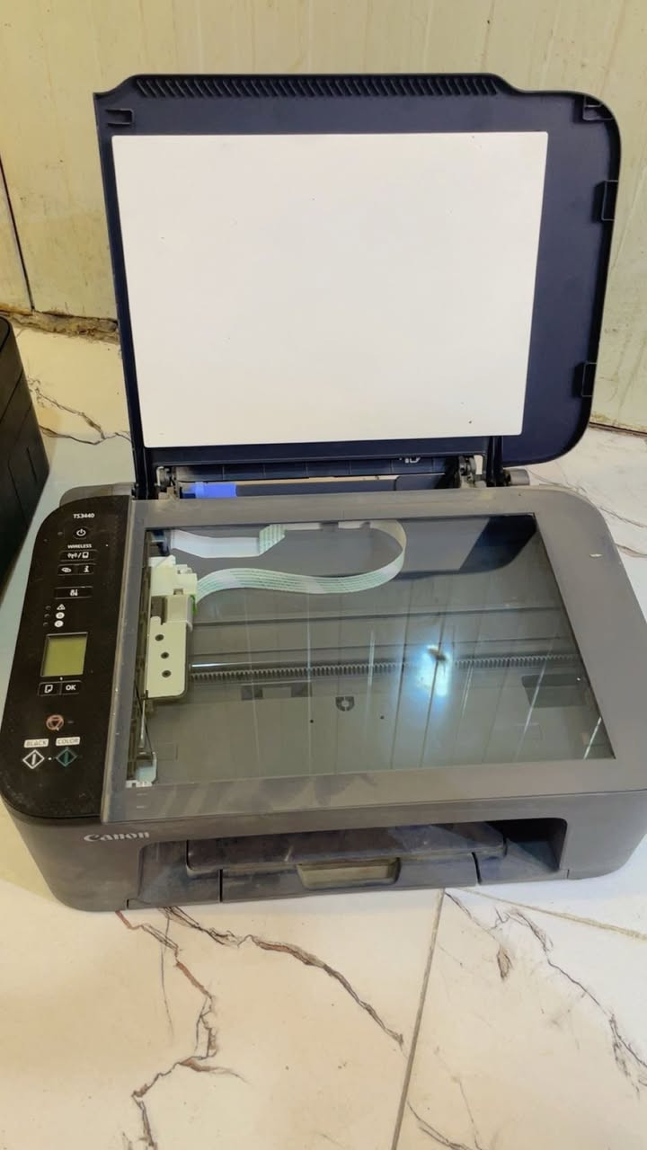 طابعات ورق استنساخ  ٢ منهم ع تليفون  واي فاي وبدون تلفون مابيهن اي عطل مجرد كادرج مال حبر تبدله ترجع طبيعي جدد استخدام قليل 
الثانيه بدون تلفون مابيها عطل شغاله 
متواجد خاص
مكاني بغداد المدائن


**إذا كنت صاحب هذا الإعلان وتريد حذفه لأي سبب، رجاءا أرسل رسالة إلى الدعم الفني**