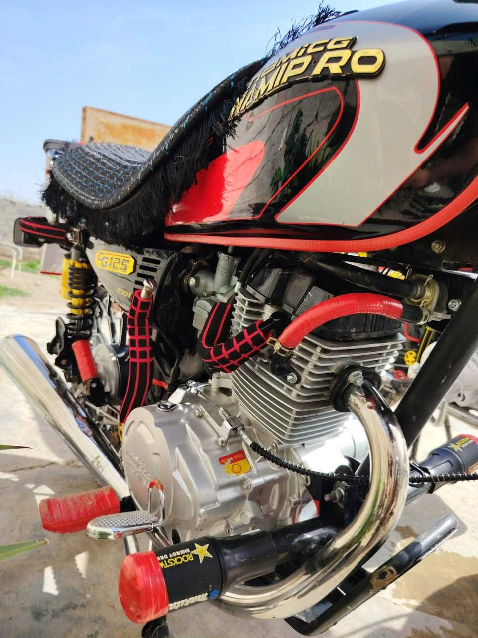 للبيع 2025 محرك 200 🔴السعر 800
رقم ***********
