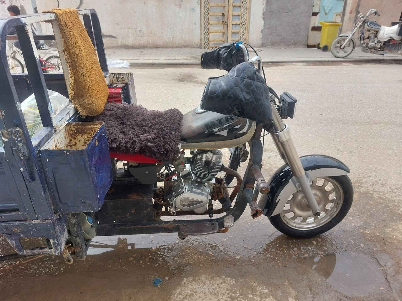 السلام عليكم ستوته ام تي ار للبيع كلك موديل 2008 الستوته معمره جديد كله ماكينه 26 تايرات 26 جيرسشغاله ستوته ما عايزه برغي شاص مقفول كفاله عامه نقره سلف الاستفسار خاص او على الرقم *********** السعر 800
