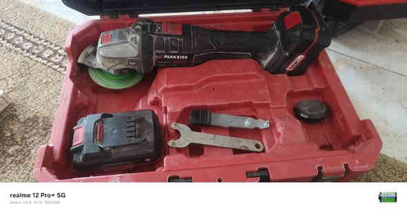 اغرض المانيه البيع الي ريدهن يتخل خاص او التصال على رقم ***********
