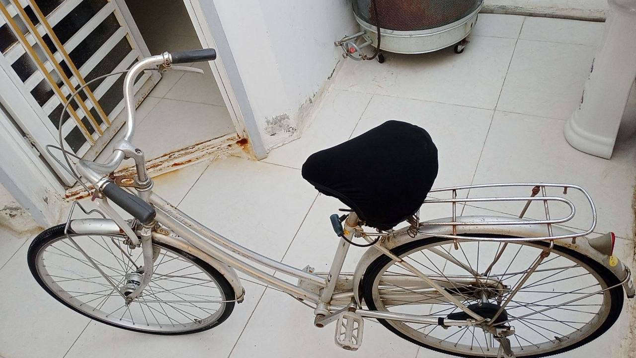 بايسكل ياباني نظيف جدا 
سعره ب80
المكان سهلة 
للتواصل***********

