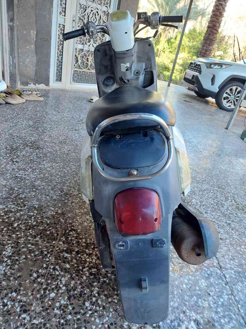 السلام عليكم  دراجه بوليس دراجه كمله كلشي ماناقصه شلعه معدل كهربائيات  كله كامله  درجه نضيفه  السعر 600او بيه مجال  مكانه كربلاء الحسينيه  الوند  درجه مال جناي ***********
