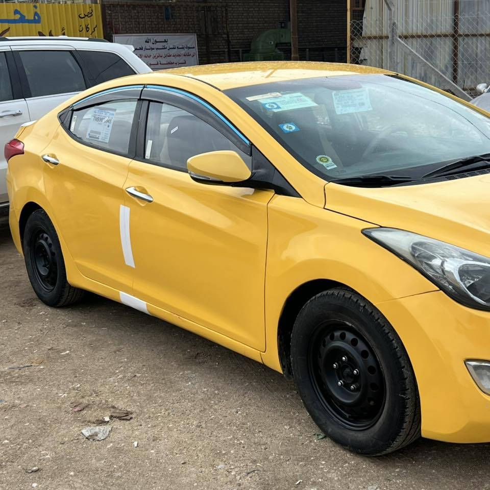 السلام عليكم النتره موديل 2012 رقم بصره الكليزي وارد كوري خط واحد بيها باب الخلفي بدل محرك 1600 توه شديته 
جديد مامفتوح برغي بي 
تايرات جدد حداديه خير من الله سياره مال جناي جاهزه السعر 92 وبيها مجال مواصفات السياره شاشه كامره اشاير بلمري تحكم استيرن مرايات شفط  عنوان ناصريه مركز رقم***********
