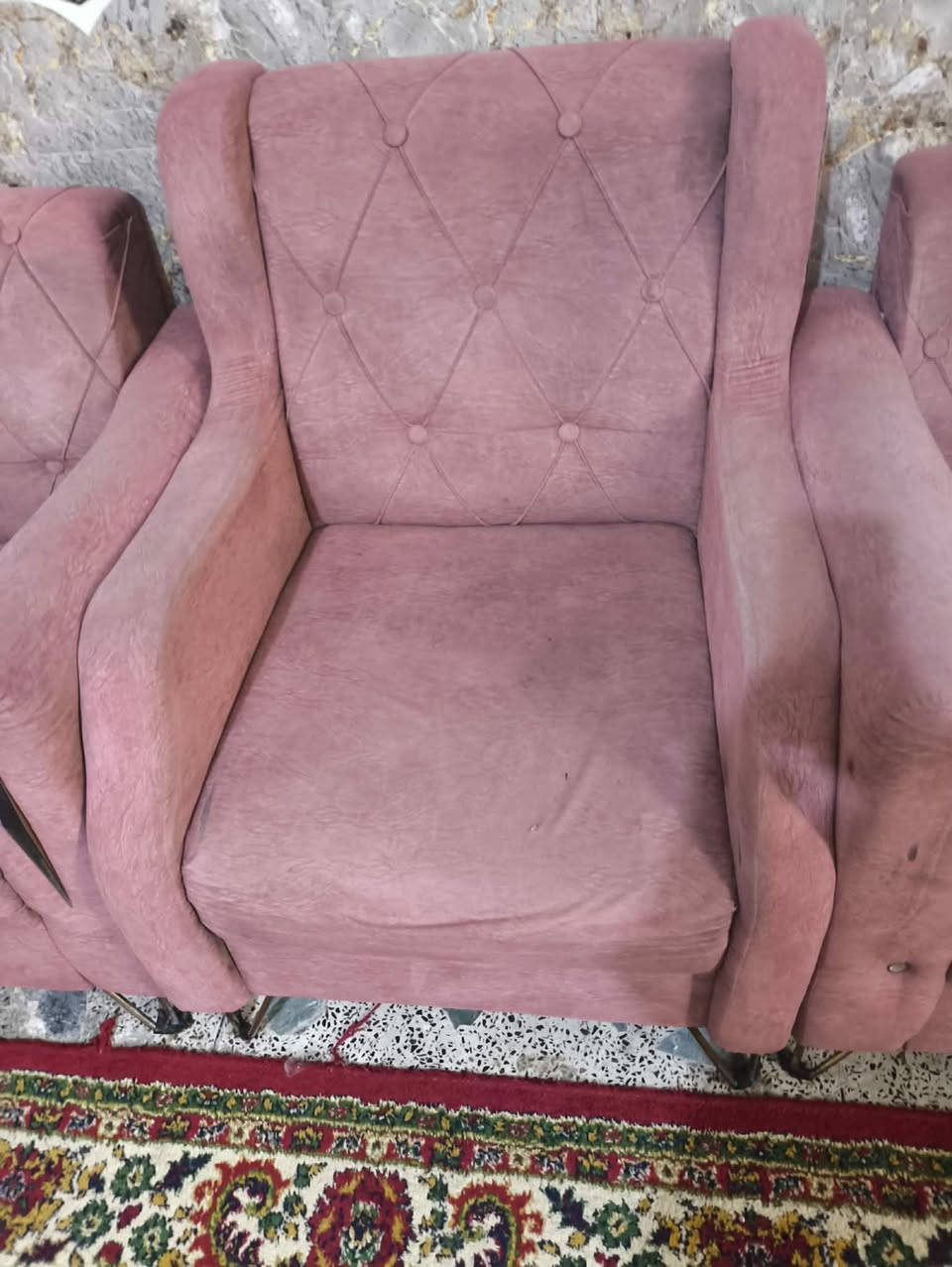 تخم للبيع 8 مقاعد السعر ١٥٠ بي مجال بسيط العنوان بغداد شارع خوله قرب مصطفى جوكر دولعي


**إذا كنت صاحب هذا الإعلان وتريد حذفه لأي سبب، رجاءا أرسل رسالة إلى الدعم الفني**