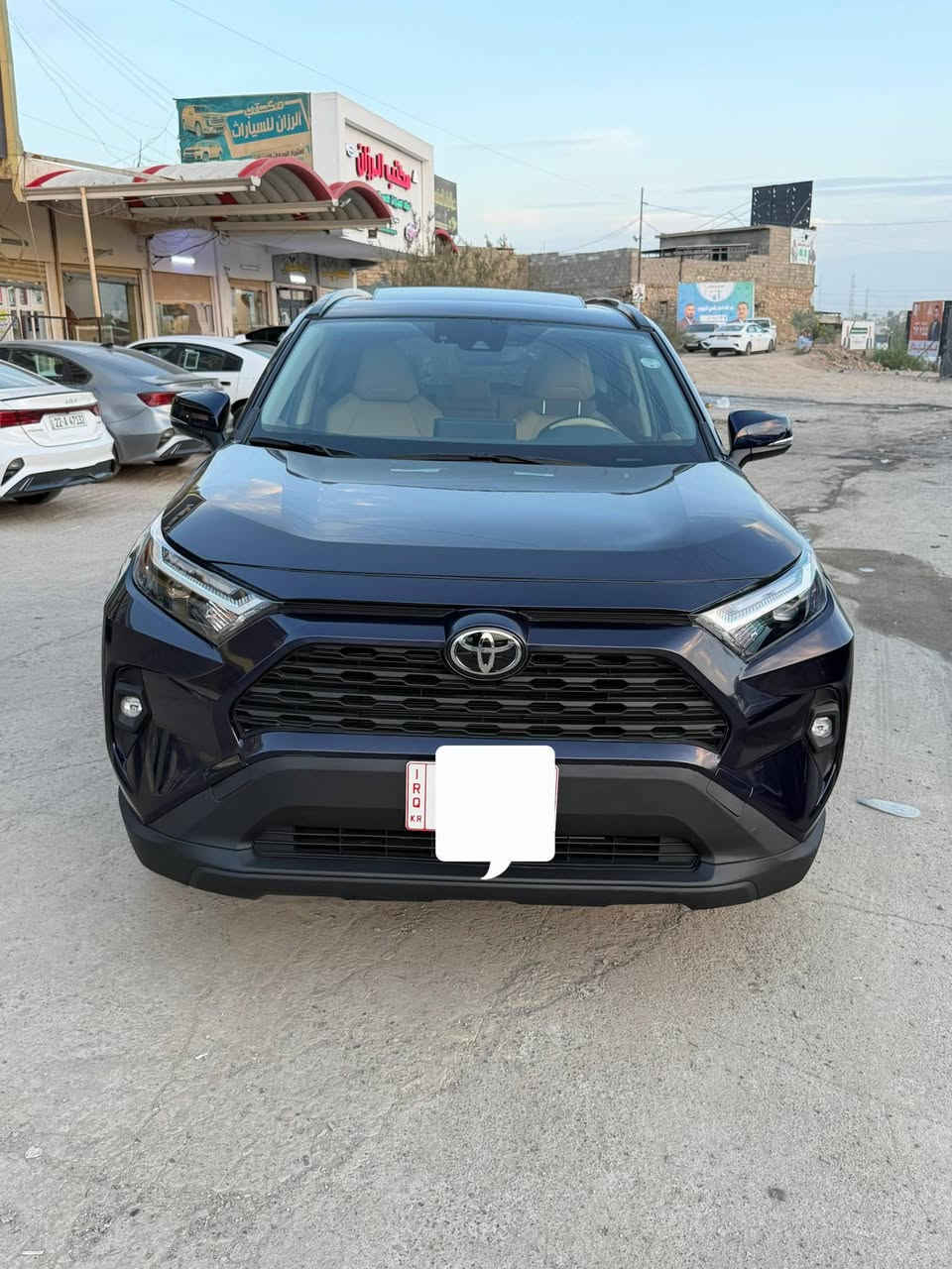 𝐓𝐎𝐘𝐎𝐓𝐀 𝐑𝐀𝐕𝟒 - 𝐗𝐋𝐄 -PREMIUM -- 𝟐𝟎𝟐3
تويوتا - راف 4 - XLE بريميوم 
* حجم المحرك: 2.5L 
* فتحة سقف
* بصمة تشغيل 
* صندوق شفط كهربايي 
* كشن تدفئة  للسائق والراكب الامامي
* كاميرا خلفي
* هاند بريك بصمة
*  اوتو هولد Auto Hold
* رادار امامي (تحديد مسار)
* رادار جانبي (نقاط عمياء)
* نظام : Eco
* نظام : Normal 
* نظام : Sport
* كشن السائق كهربائي
كشنات جلد 
كشاف ضبابي
السعر:245$
رقم  الهاتف: ***********
مكان السيارة نينوى
حادث مبدل جاملغ وصبغ شبر واحدحافةالبنيد ايرباك  ستيرن فقط
