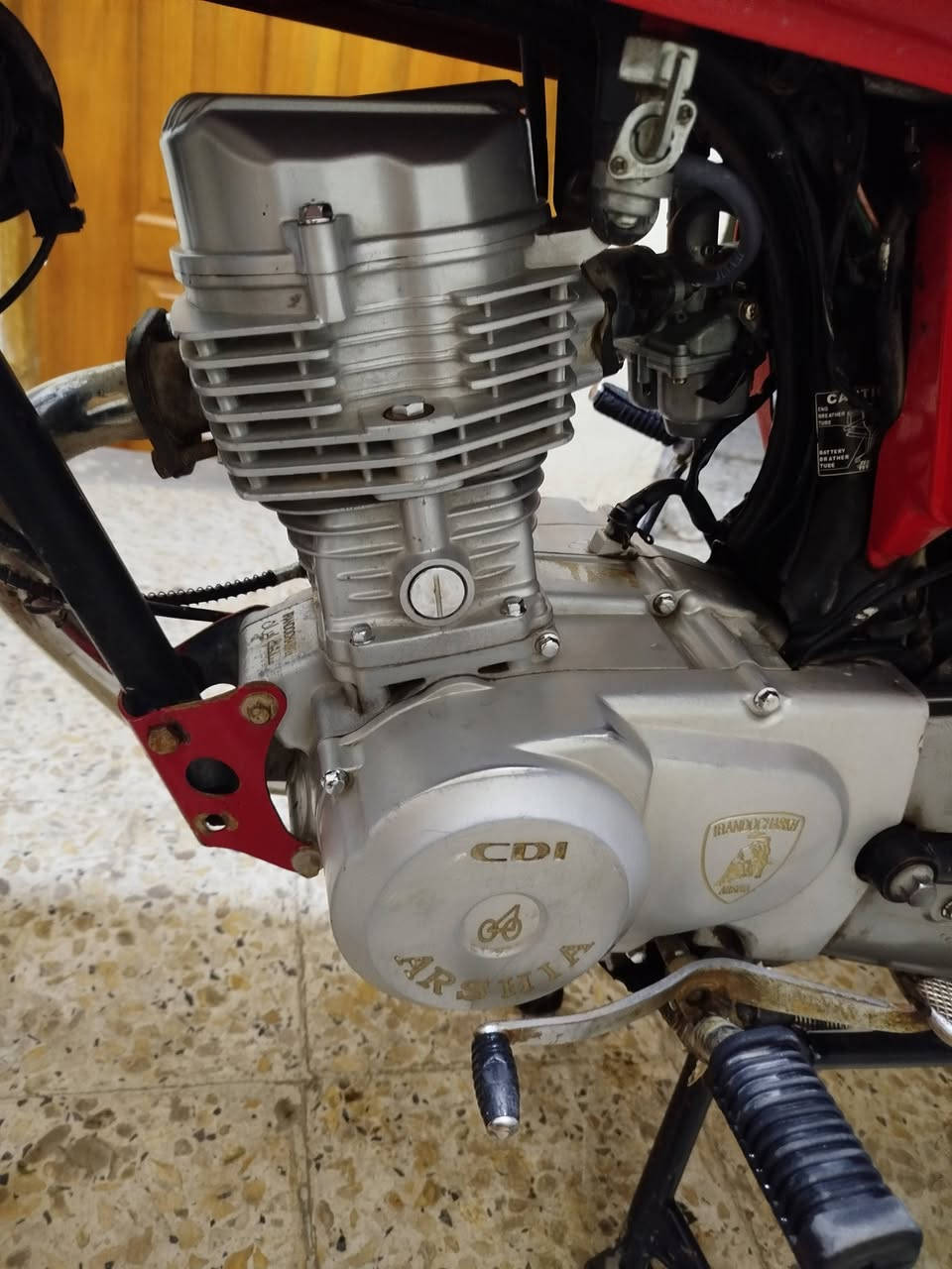 السلام عليكم دراجه اربع كير ارشا للبيع موديل 19 طالعه بل 20 دراجه برغي ماعوزه مكينه شرط خرسه ونعومه كهربائيات كله شغاله اوراق أصولي السعر 650 شراي يتصل *********** مكاني كوت انوار الصدر
