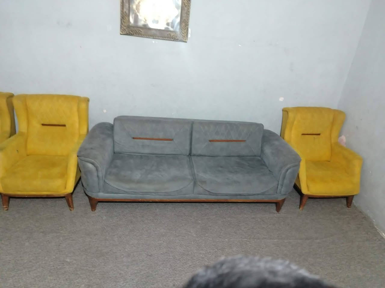 تخم نضيف يتحول الى سريسر نوم ثنين قنافه وربع كراسي عنون كربلاء المقدسة شهداء المحلق رقم الهاتف ***********
سعر 300وبيةة مجـال
