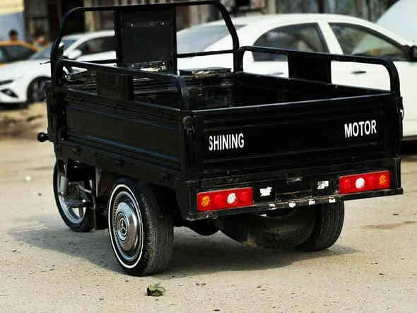 السلام عليكم ستوته بتره 2021 مكفوله كفاله عامه اوراق اصولي نضيفه كلش مال جناي كهربائيات شغاله ركبه مكفوله سعر 1700 رقم الهاتف *********** المكان رميثه
