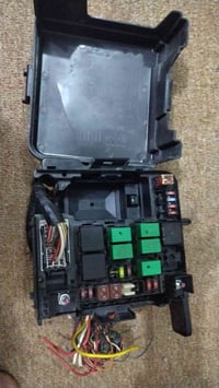 شباب موجود قاعدة فيوزات تفصيخ للبيع جديد كلش الاستفسار ٠٧٨١٩٣٦٦٨٢٠